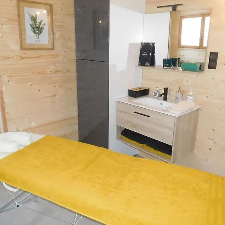 Espace De Detente A Avec Et Jacuzzi - Fr-1-611-115 בית נופש קולומבי-לה-דו-אגליז
