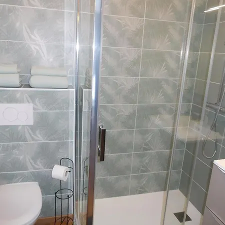 Espace De Detente A Avec Et Jacuzzi - Fr-1-611-115 בית נופש *