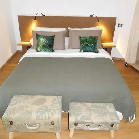 Espace De Detente A Avec Et Jacuzzi - Fr-1-611-115 *