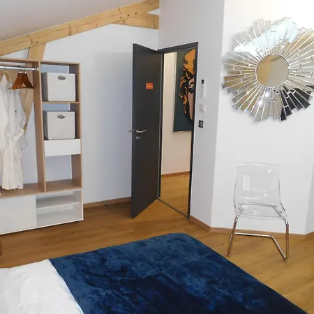 Espace De Detente A Avec Et Jacuzzi - Fr-1-611-115 בית נופש