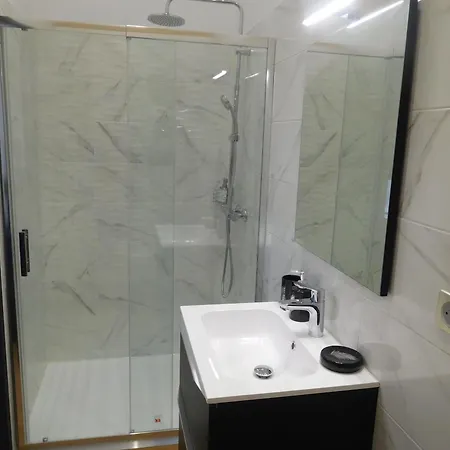 בית נופש Espace De Detente A Avec Et Jacuzzi - Fr-1-611-115