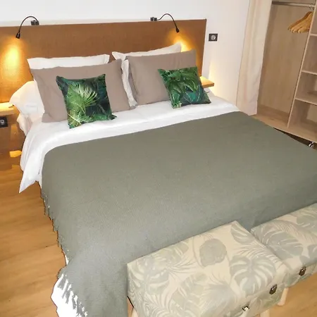 Espace De Detente A Avec Et Jacuzzi - Fr-1-611-115 בית נופש קולומבי-לה-דו-אגליז