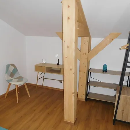 בית נופש Espace De Detente A Avec Et Jacuzzi - Fr-1-611-115 קולומבי-לה-דו-אגליז