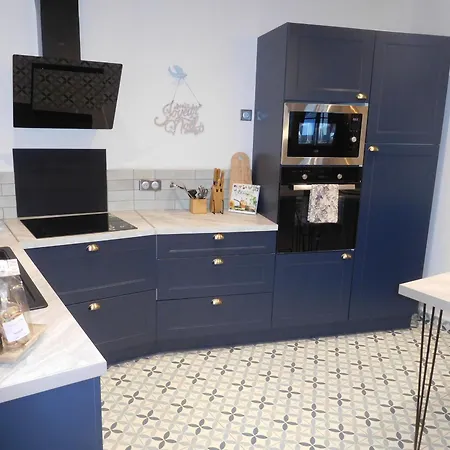 בית נופש Espace De Detente A Avec Et Jacuzzi - Fr-1-611-115 קולומבי-לה-דו-אגליז